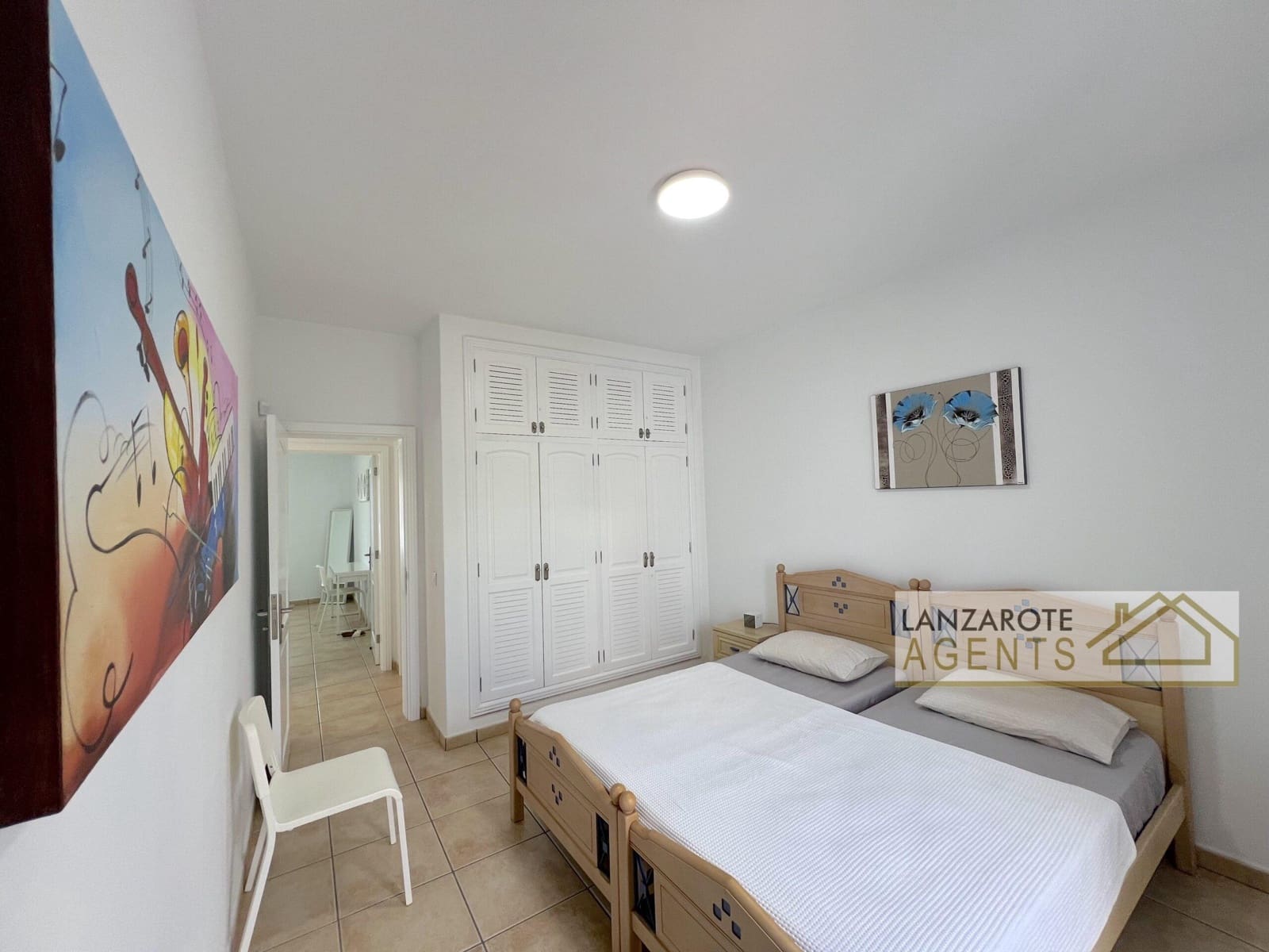 3 bedroom Villa for sale in Las Brenas with pool garage - € 775,000 (Ref: 9853038)