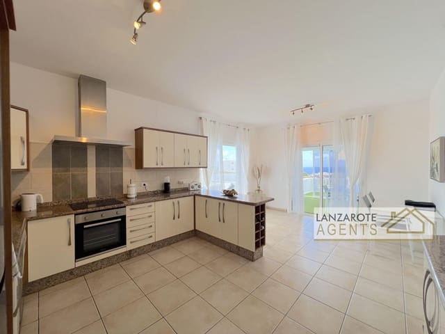3 chambre Villa/Maison à vendre à Las Brenas, Yaiza avec piscine garage - 775 000 € (Ref: 9853038)