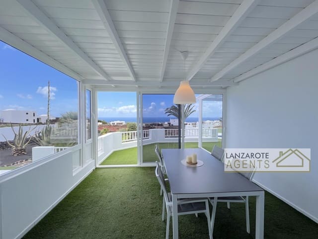 3 chambre Villa/Maison à vendre à Las Brenas, Yaiza avec piscine garage - 775 000 € (Ref: 9853038)