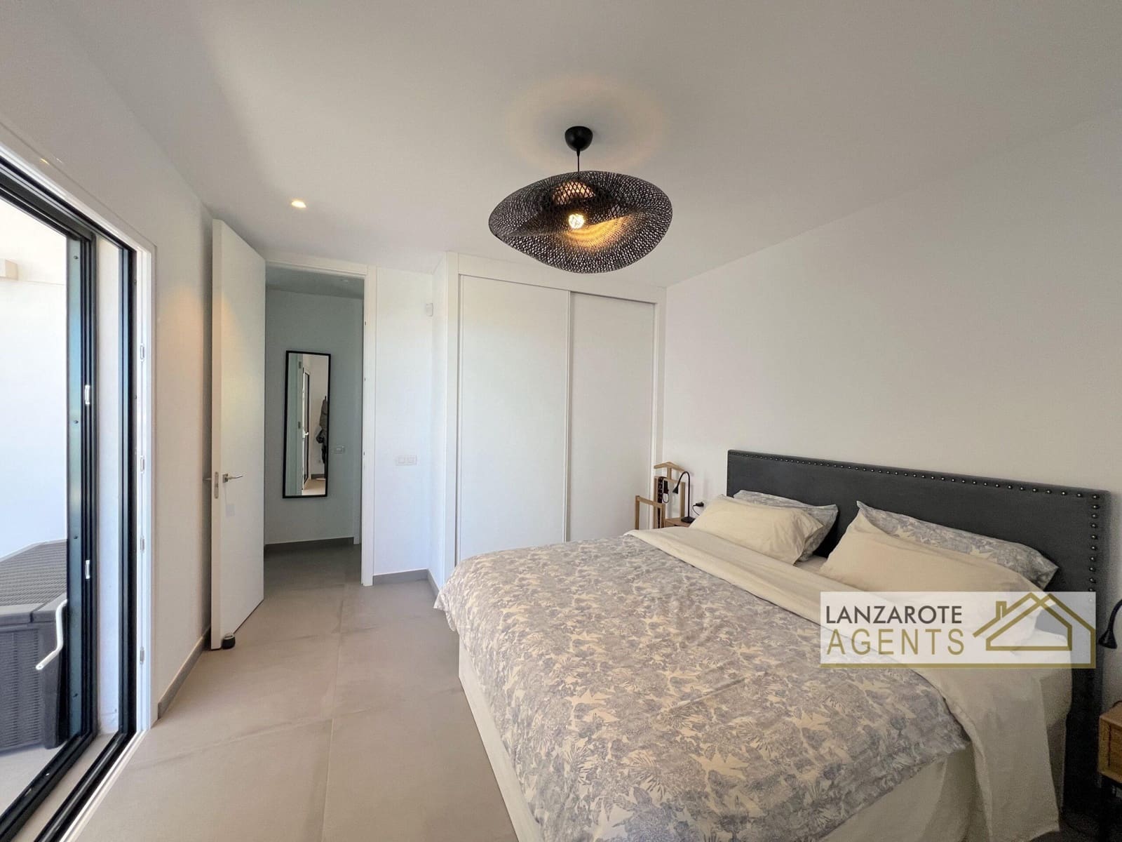 4 bedroom Villa for sale in Las Brenas - € 799,000 (Ref: 9928154)