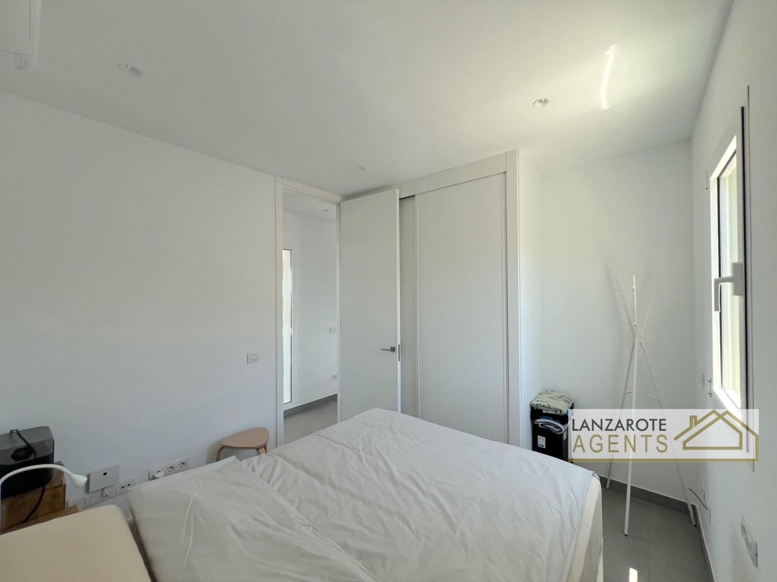 4 bedroom Villa for sale in Las Brenas - € 799,000 (Ref: 9928154)