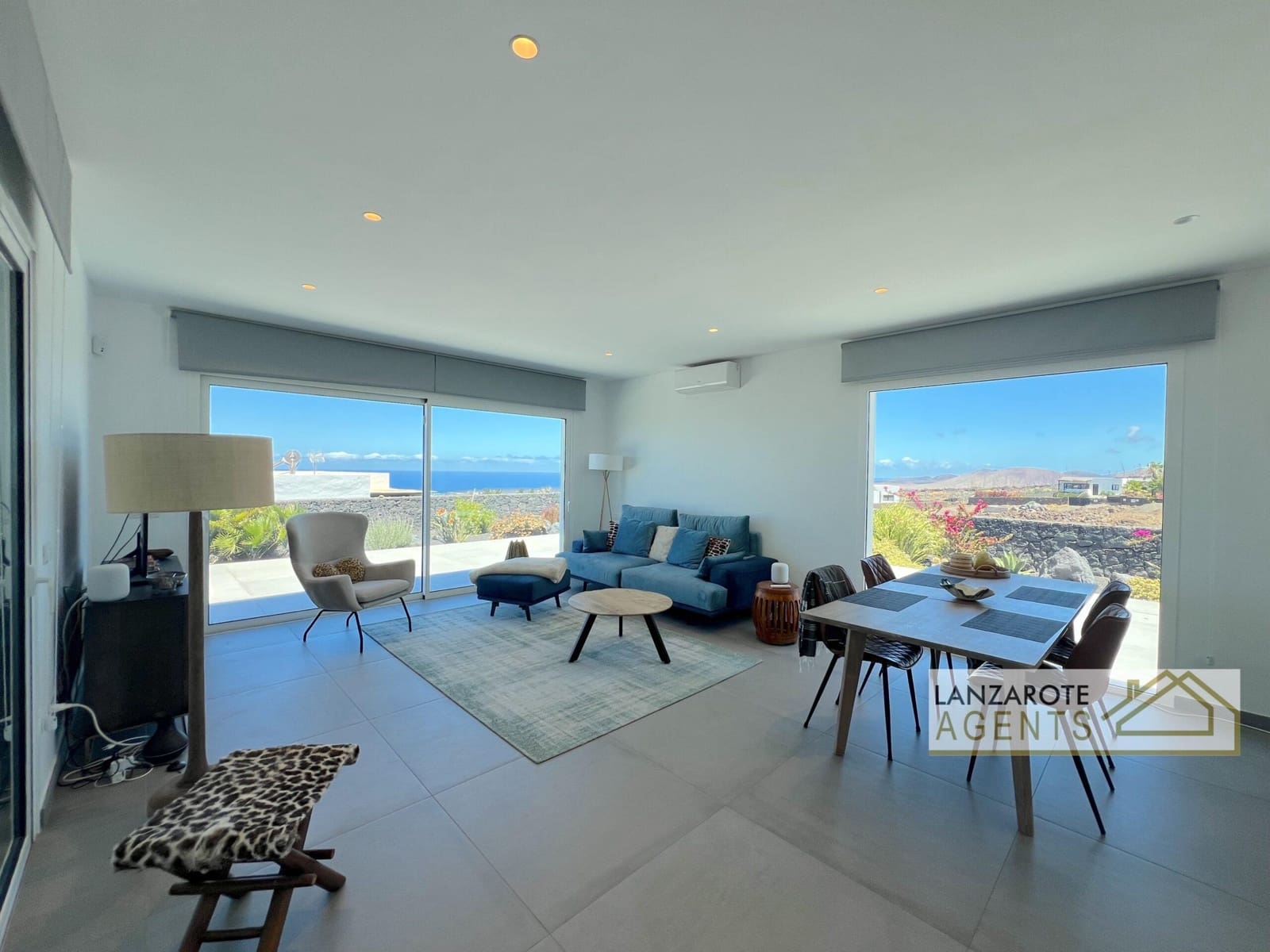 4 bedroom Villa for sale in Las Brenas - € 799,000 (Ref: 9928154)
