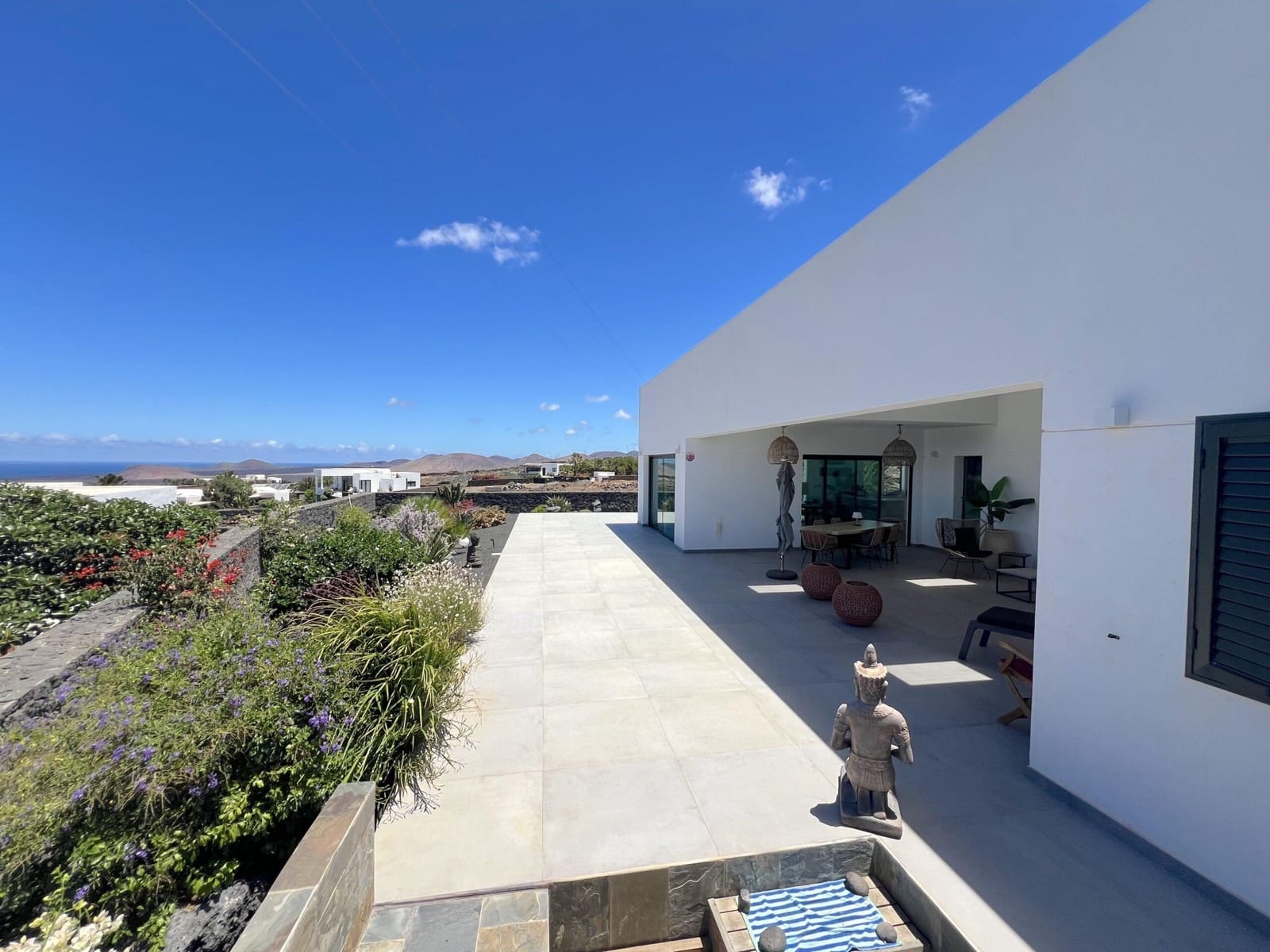 4 bedroom Villa for sale in Las Brenas - € 799,000 (Ref: 9928154)