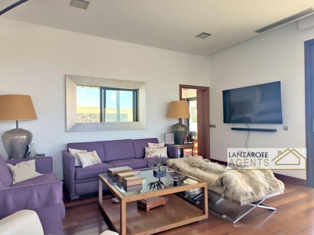 6 chambre Villa/Maison à vendre à Puerto Calero, Yaiza avec piscine garage - 1 800 000 € (Ref: 9975967)