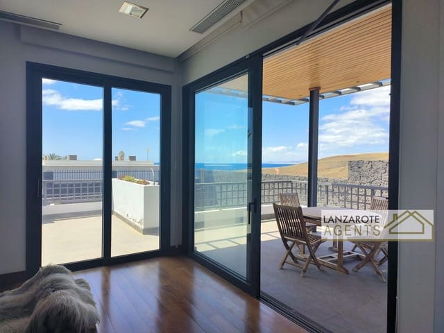 6 chambre Villa/Maison à vendre à Puerto Calero, Yaiza avec piscine garage - 1 800 000 € (Ref: 9975967)