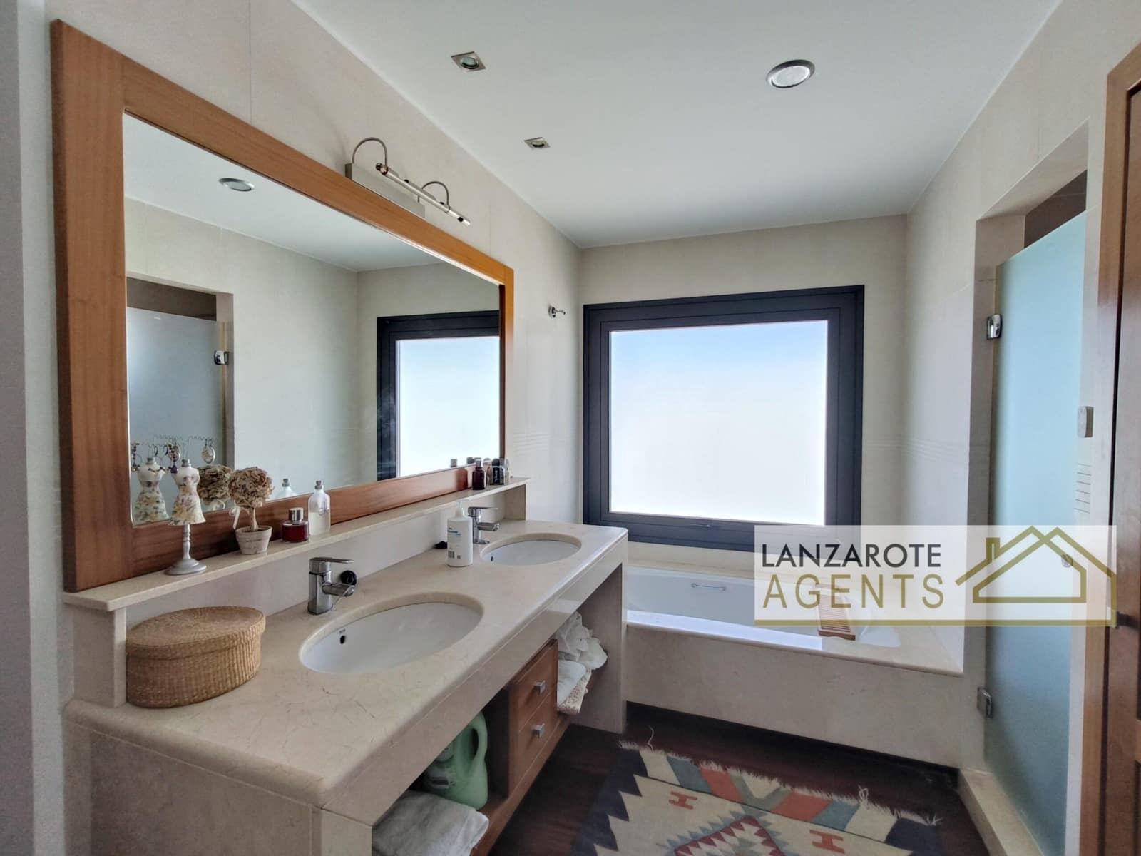 Chalet de 6 habitaciones en Puerto Calero en venta con piscina garaje - 1.800.000 € (Ref: 9975967)