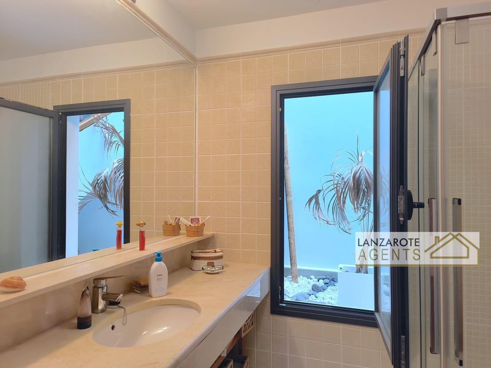 Chalet de 6 habitaciones en Puerto Calero en venta con piscina garaje - 1.800.000 € (Ref: 9975967)
