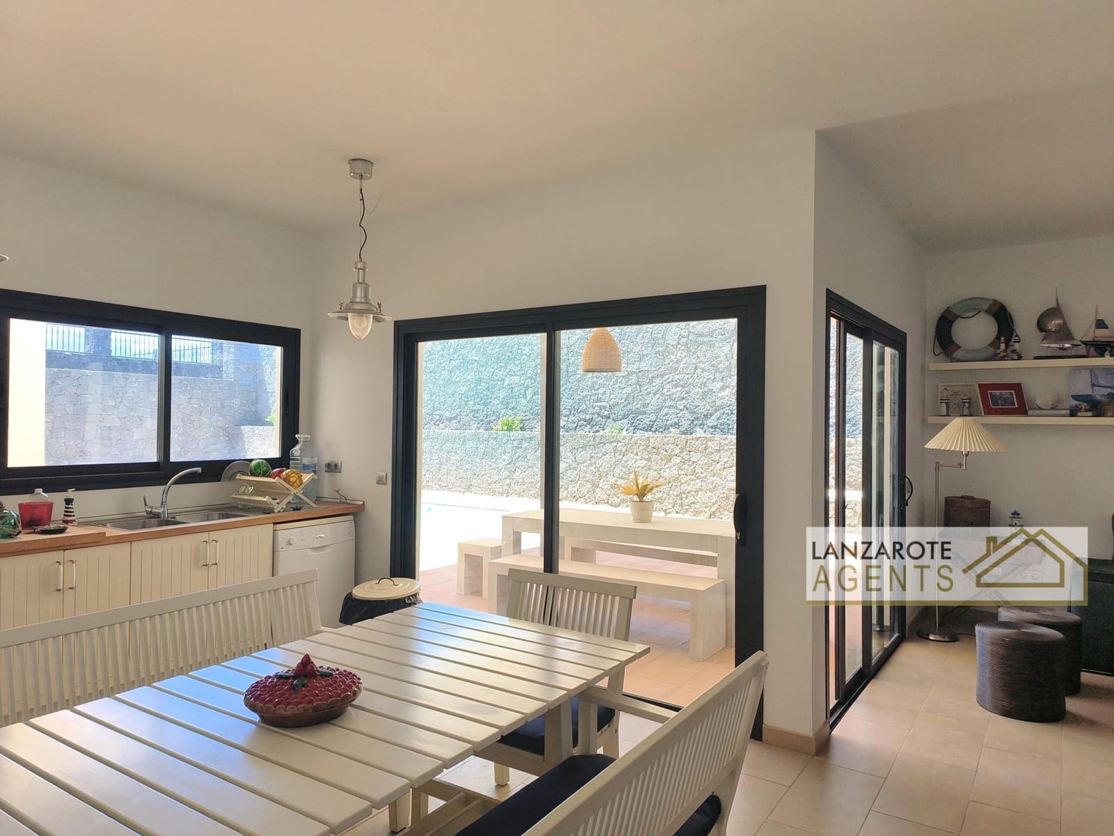 Chalet de 6 habitaciones en Puerto Calero en venta con piscina garaje - 1.800.000 € (Ref: 9975967)