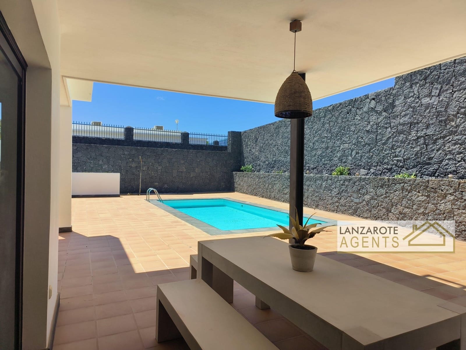 Chalet de 6 habitaciones en Puerto Calero en venta con piscina garaje - 1.800.000 € (Ref: 9975967)