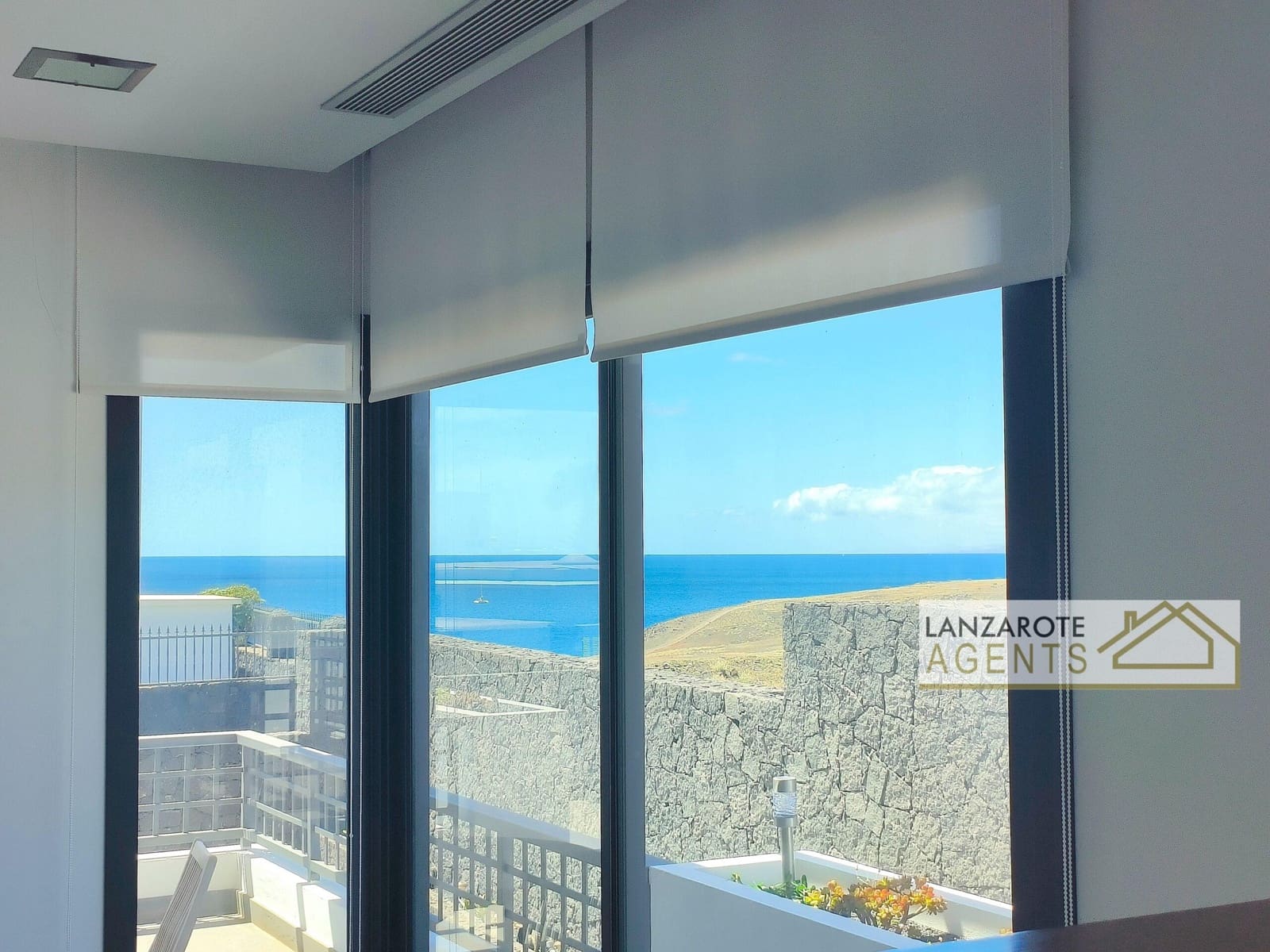 Chalet de 6 habitaciones en Puerto Calero en venta con piscina garaje - 1.800.000 € (Ref: 9975967)