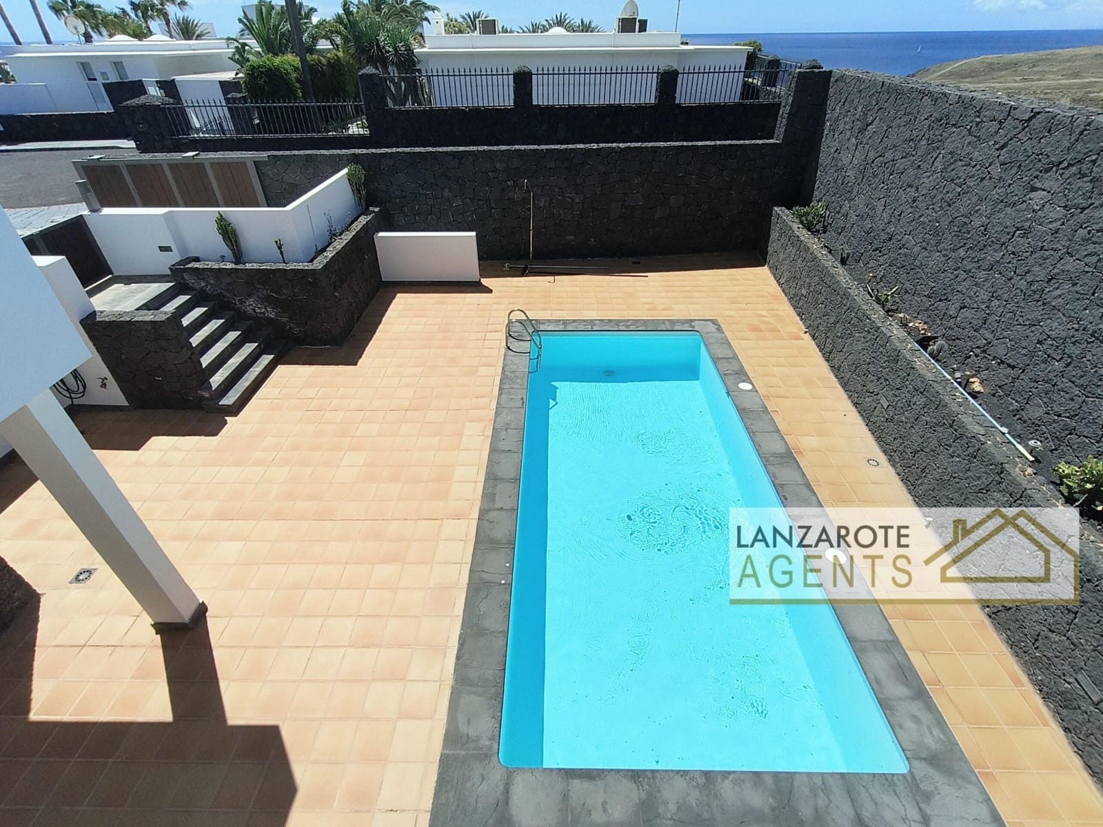 Chalet de 6 habitaciones en Puerto Calero en venta con piscina garaje - 1.800.000 € (Ref: 9975967)