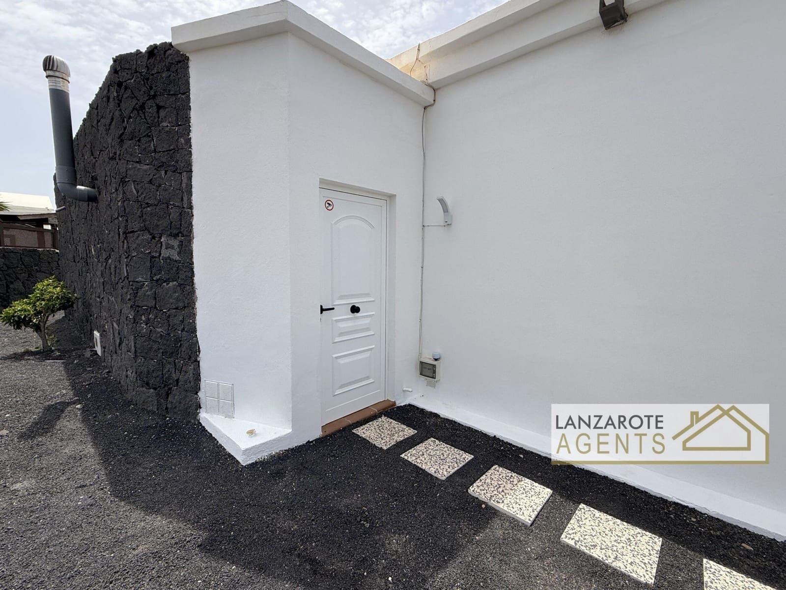 Chalet de 3 habitaciones en Playa Blanca en venta - 799.000 € (Ref: 9983756)