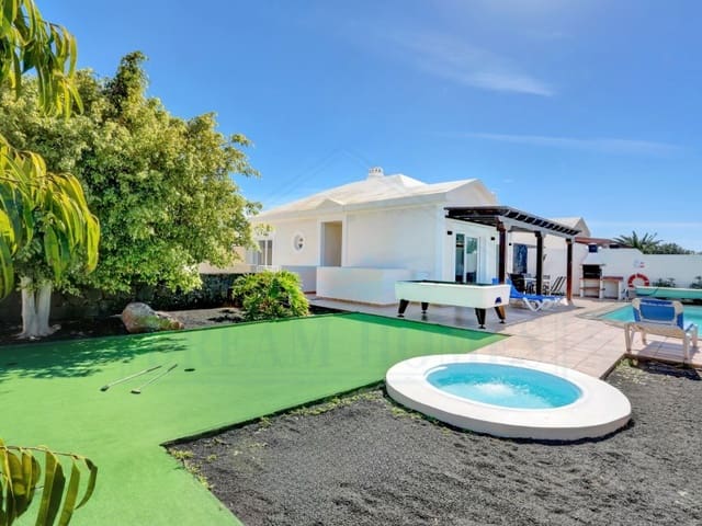 4 Zimmer Villa zu vermieten in Playa Blanca, Yaiza mit Pool Garage - 3.500 € (Ref: 10013333)