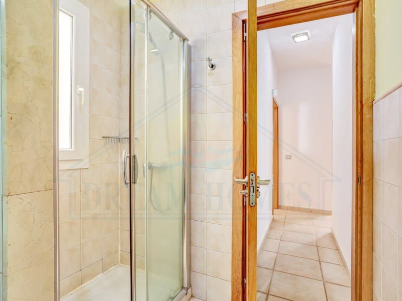 4 bedroom Villa for rent in Playa Blanca with pool garage - € 3,500 (Ref: 10013333)