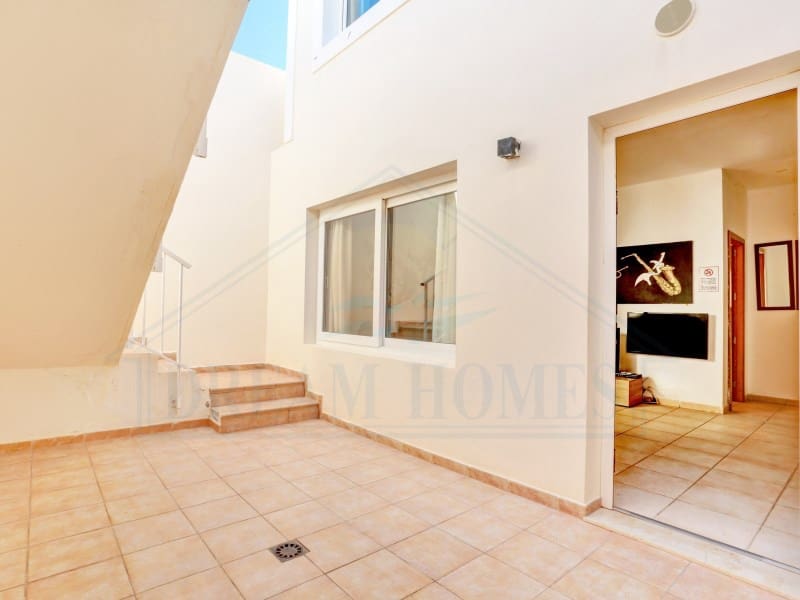 4 bedroom Villa for rent in Playa Blanca with pool garage - € 3,500 (Ref: 10013333)