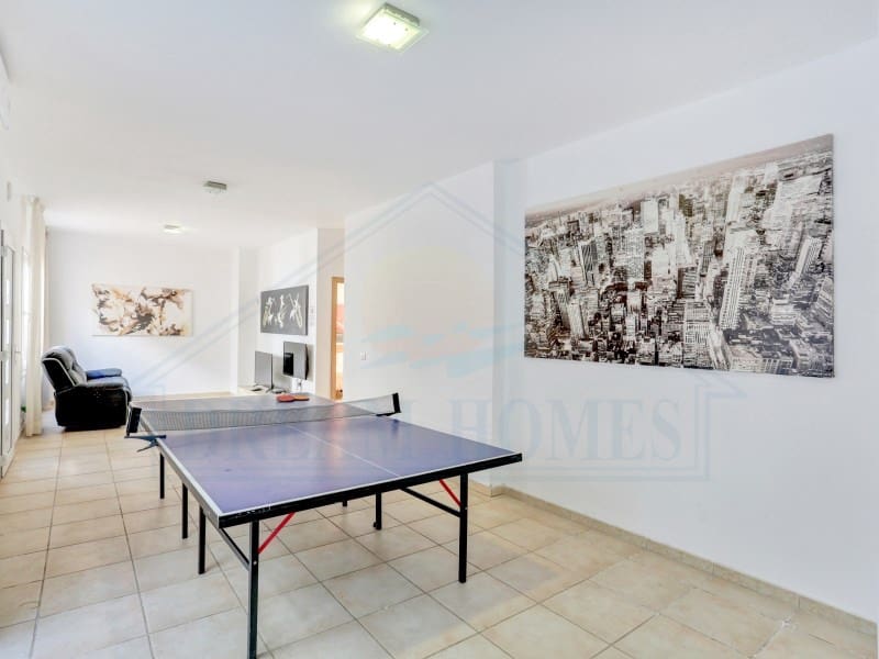 4 bedroom Villa for rent in Playa Blanca with pool garage - € 3,500 (Ref: 10013333)