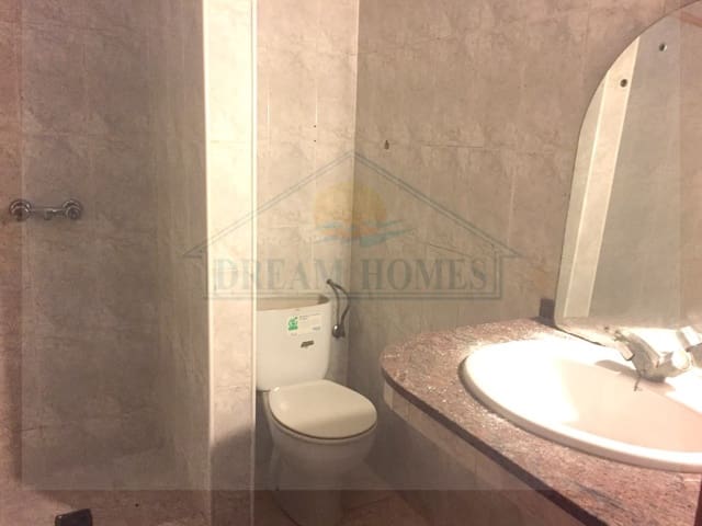 Kaupallinen vuokrattavana paikassa Playa Blanca, Yaiza - 750 € (Ref: 6027741)