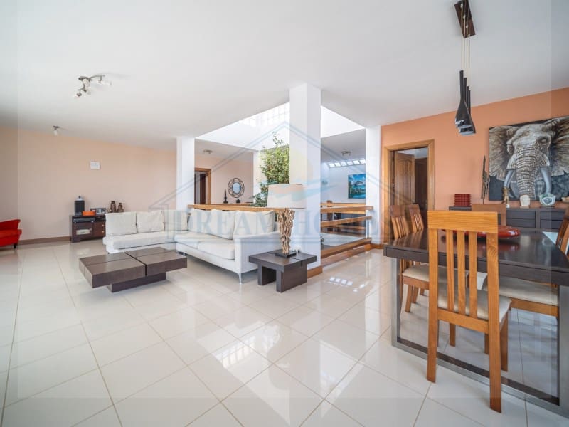 5 soverom Villa til salgs i Tias med svømmebasseng garasje - € 1 550 000 (Ref: 6345440)