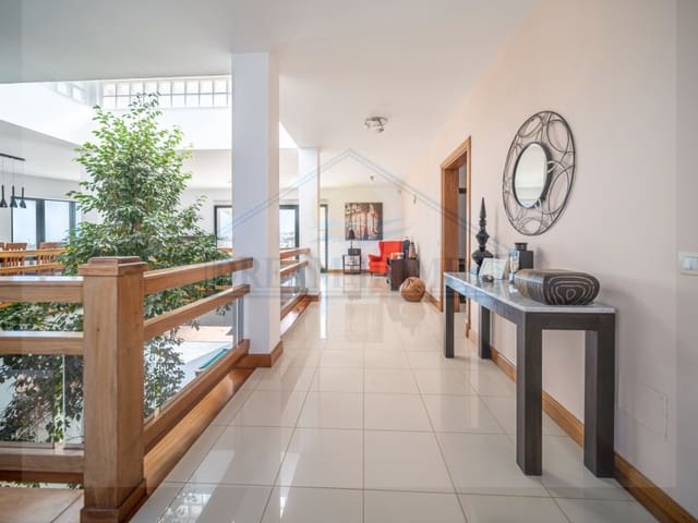 5 soverom Villa til salgs i Tías med svømmebasseng garasje - € 1 550 000 (Ref: 6345440)