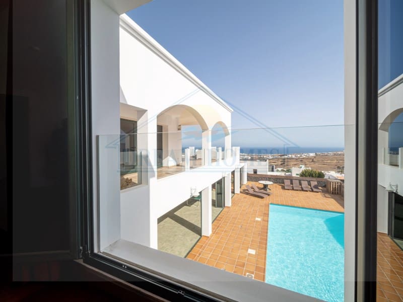 5 soverom Villa til salgs i Tias med svømmebasseng garasje - € 1 550 000 (Ref: 6345440)