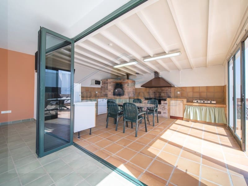 5 soverom Villa til salgs i Tias med svømmebasseng garasje - € 1 550 000 (Ref: 6345440)