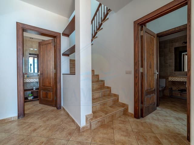 7 soveværelse Villa til salg i Tías med swimmingpool garage - € 898.500 (Ref: 8122790)