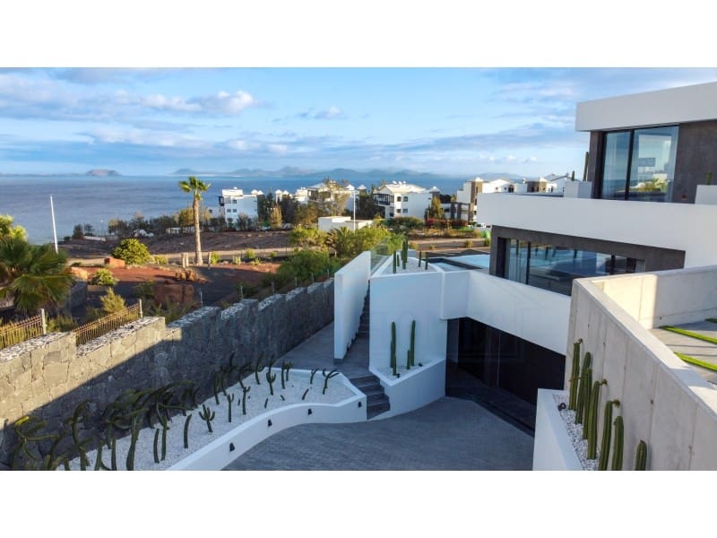 7 soverom Villa til salgs i Playa Blanca med svømmebasseng - € 3 075 000 (Ref: 8316060)