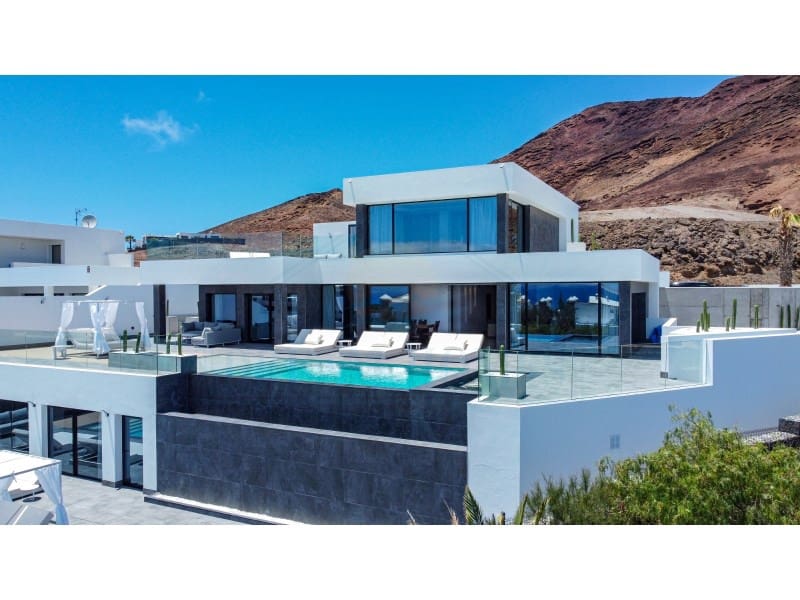 7 soverom Villa til salgs i Playa Blanca med svømmebasseng - € 3 075 000 (Ref: 8316060)