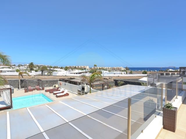 4 chambre Villa/Maison à vendre à Playa Blanca, Yaiza avec piscine - 669 500 € (Ref: 9129931)