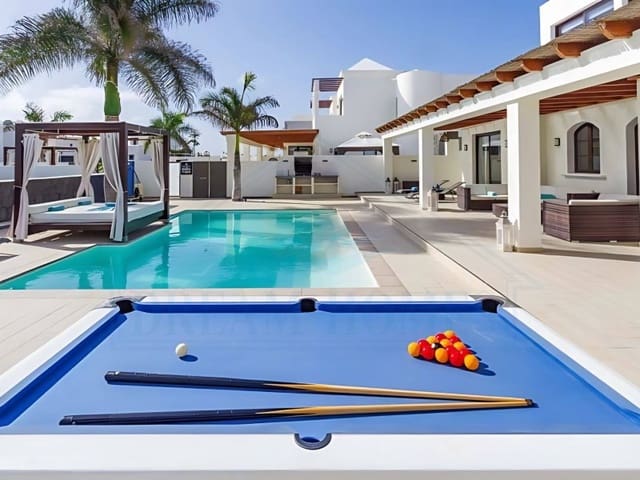 4 soverom Villa til salgs i Playa Blanca, Yaiza med svømmebasseng - € 669 500 (Ref: 9129931)