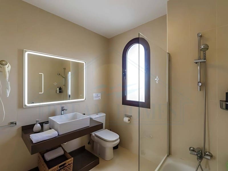 4 soveværelse Villa til salg i Playa Blanca med swimmingpool - € 669.500 (Ref: 9129931)