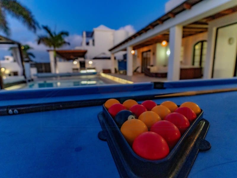 4 soveværelse Villa til salg i Playa Blanca med swimmingpool - € 669.500 (Ref: 9129931)