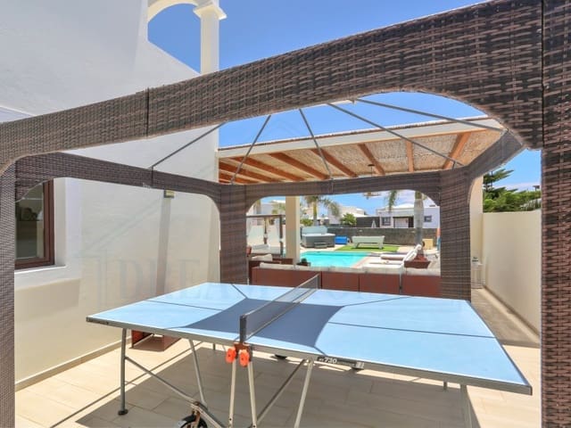 3 chambre Villa/Maison à vendre à Playa Blanca, Yaiza avec piscine - 597 400 € (Ref: 9129932)