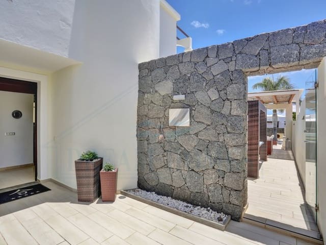 3 chambre Villa/Maison à vendre à Playa Blanca, Yaiza avec piscine - 597 400 € (Ref: 9129932)