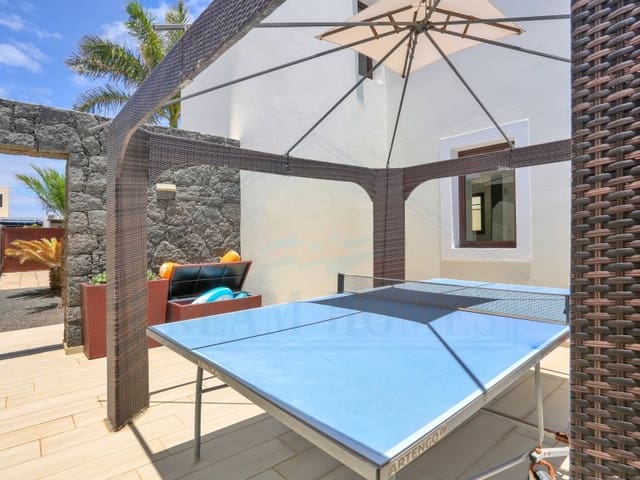 3 chambre Villa/Maison à vendre à Playa Blanca, Yaiza avec piscine - 597 400 € (Ref: 9129932)