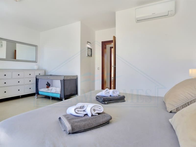 3 soveværelse Villa til salg i Playa Blanca med swimmingpool - € 597.400 (Ref: 9129932)