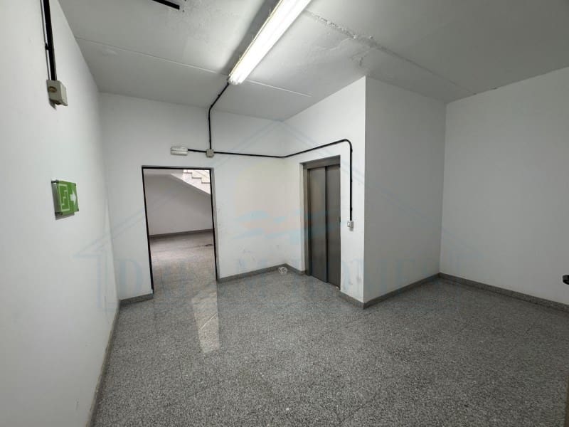 Autotalli myytävänä paikassa Playa Blanca - 9 000 € (Ref: 9152420)