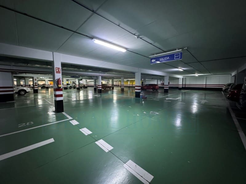 Autotalli myytävänä paikassa Playa Blanca - 9 000 € (Ref: 9152420)