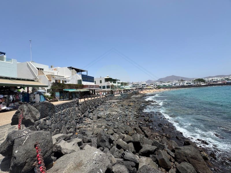 Autotalli myytävänä paikassa Playa Blanca - 9 000 € (Ref: 9152420)