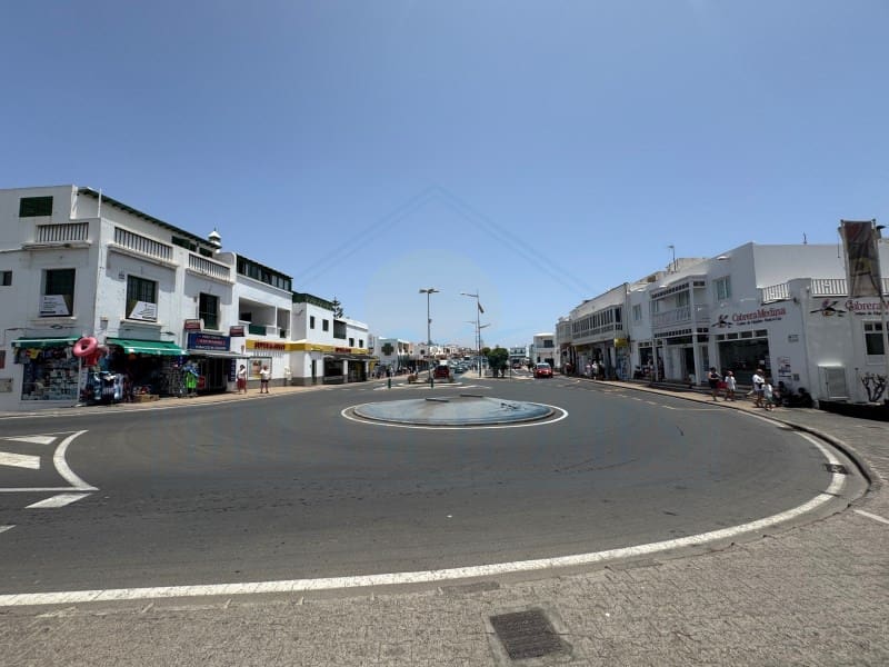 Autotalli myytävänä paikassa Playa Blanca - 9 000 € (Ref: 9152420)