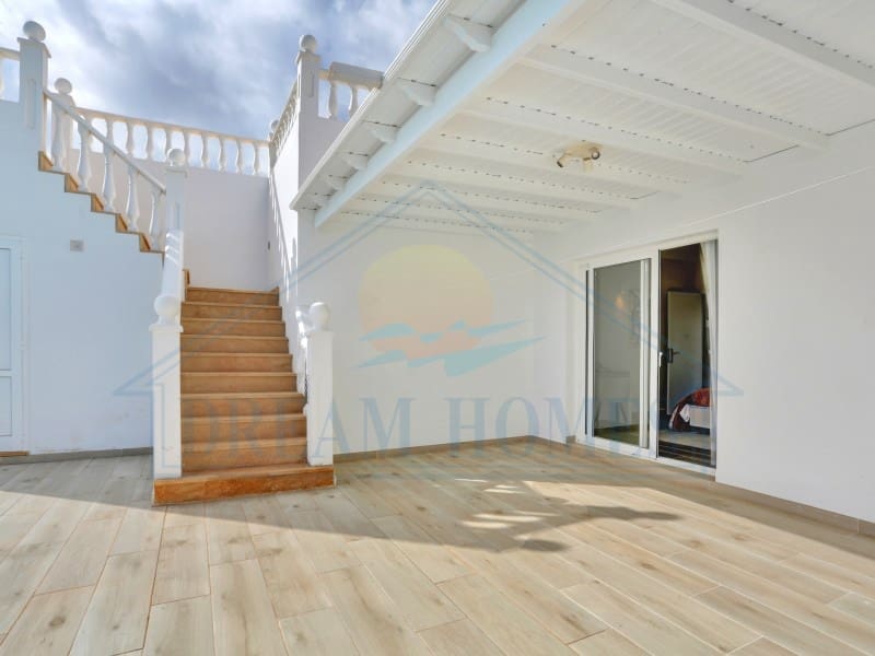 5 chambre Villa/Maison à vendre à Playa Blanca avec piscine - 880 000 € (Ref: 9308704)