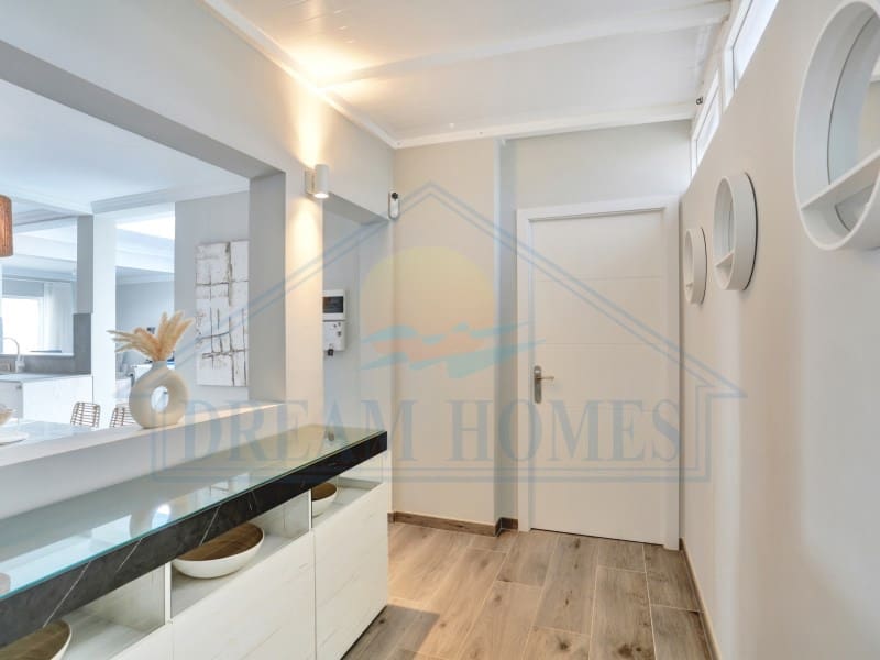 5 chambre Villa/Maison à vendre à Playa Blanca avec piscine - 880 000 € (Ref: 9308704)