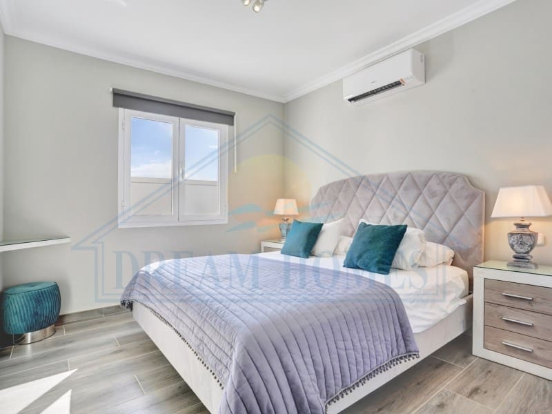 5 chambre Villa/Maison à vendre à Playa Blanca avec piscine - 880 000 € (Ref: 9308704)