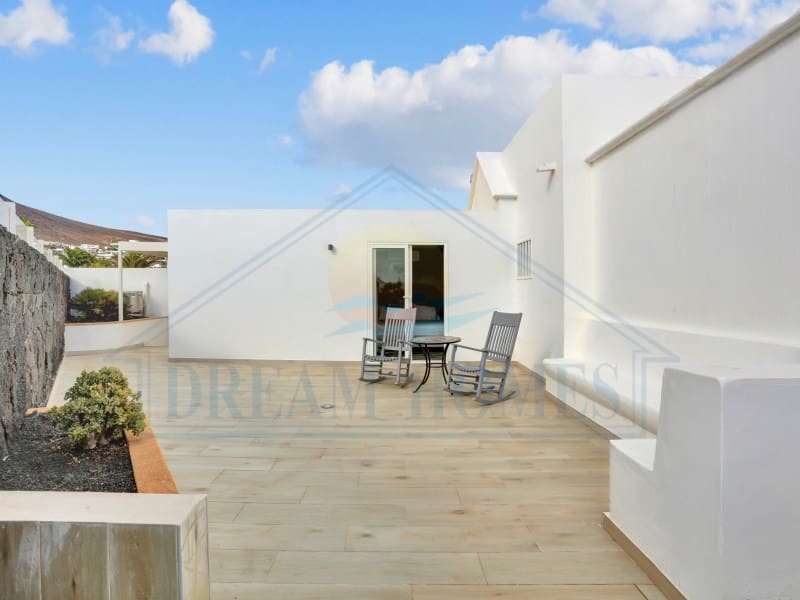 5 chambre Villa/Maison à vendre à Playa Blanca avec piscine - 880 000 € (Ref: 9308704)