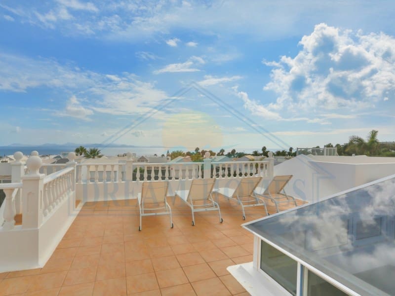 5 chambre Villa/Maison à vendre à Playa Blanca avec piscine - 880 000 € (Ref: 9308704)