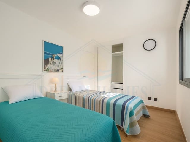 2 soverom Leilighet til salgs i Costa Teguise, Teguise med svømmebasseng - € 410 000 (Ref: 9400841)