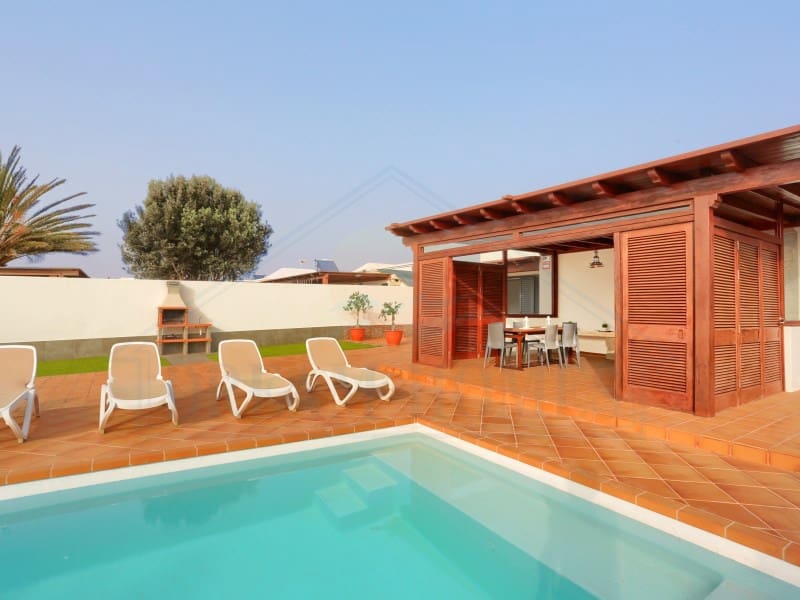 3 soverom Villa til salgs i Playa Blanca med svømmebasseng - € 570 000 (Ref: 9452333)