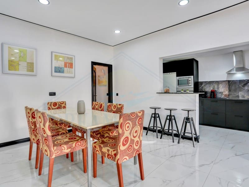 3 soverom Villa til salgs i Playa Blanca med svømmebasseng - € 570 000 (Ref: 9452333)