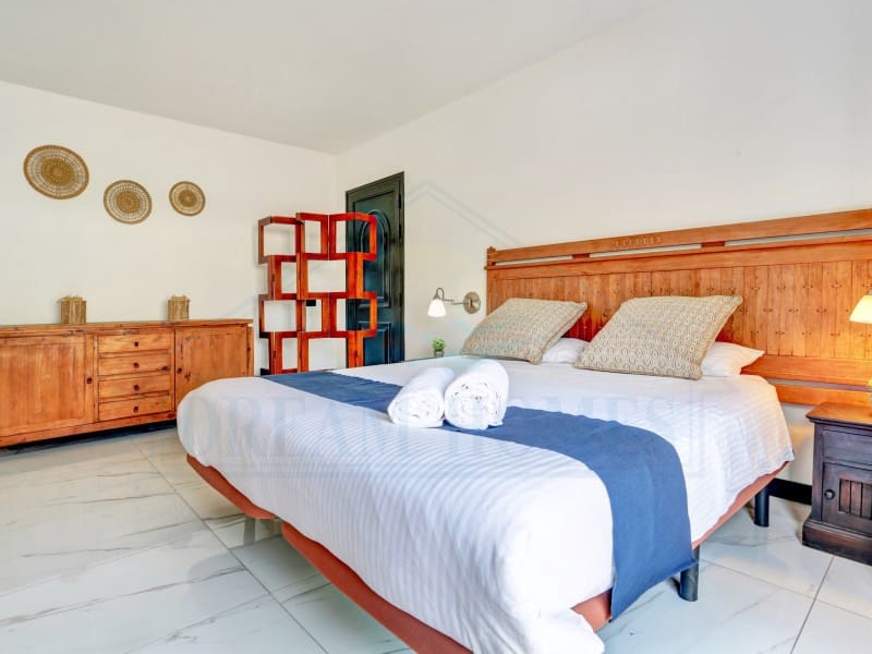 3 soverom Villa til salgs i Playa Blanca med svømmebasseng - € 570 000 (Ref: 9452333)