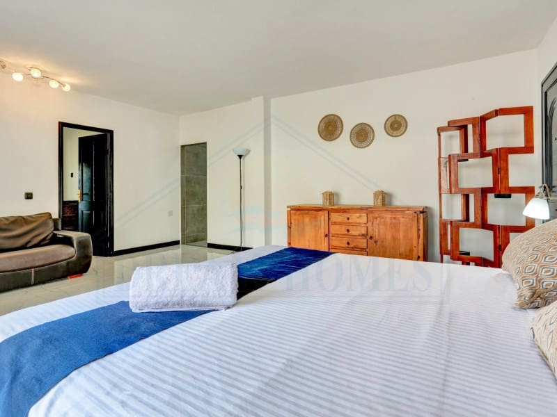 3 soverom Villa til salgs i Playa Blanca med svømmebasseng - € 570 000 (Ref: 9452333)